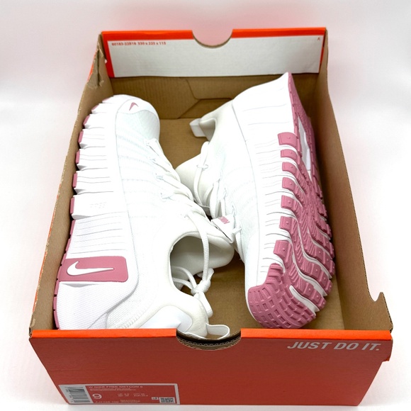 Nike Womens Free Metcon 6 White Pink Shoes Sz 9 New Sneaker FJ7126-106 - Picture 9 of 11